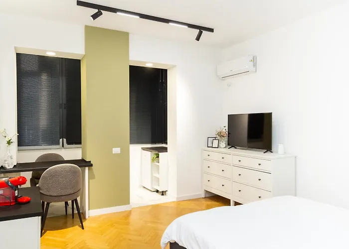 Downtown's Five-star Excitement